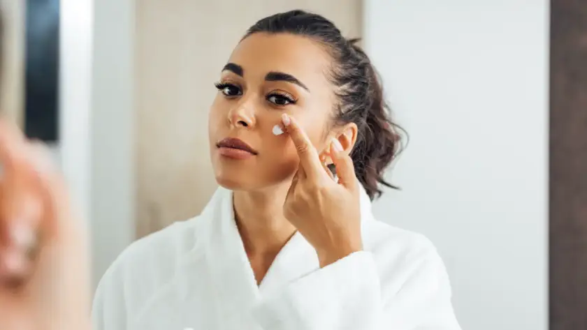Skinimalism dla zabieganych mam - minimalistyczna pielęgnacja twarzy w 5 minut dziennie